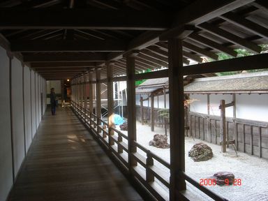 「金剛峰寺の回廊」1.jpg
